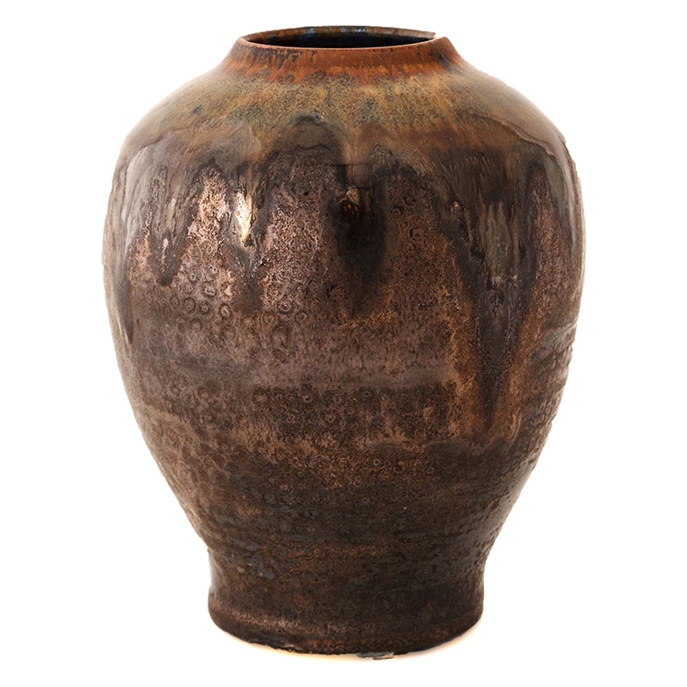 Handmade stoneware vase lizard skin glazed in Kami Barcelona Showroom